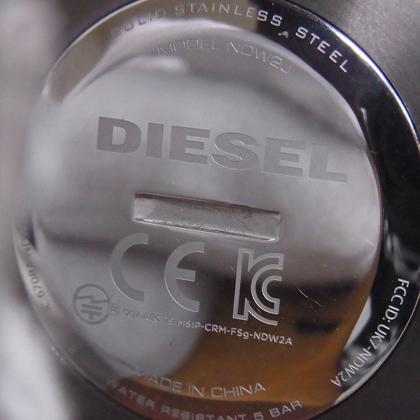 実際に弊社で買取させて頂いたDIESEL/ディーゼル WEARABLES/ウェアラブル 腕時計 DZT1003の画像 3枚目