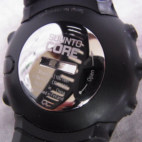 実際に弊社で買取させて頂いたSUUNTO/スント CORE/コア ULTIMATE BLACK 腕時計/SS021371000 の画像 4枚目