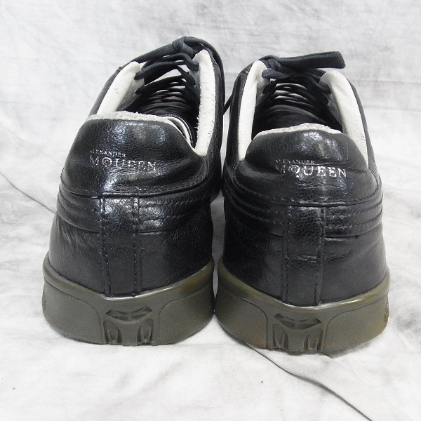 実際に弊社で買取させて頂いたPUMA×Alexander McQUEEN/プーマ×アレキサンダーマックイーン AMQ SPINE LOW レザースニーカー 346772-01/28の画像 1枚目