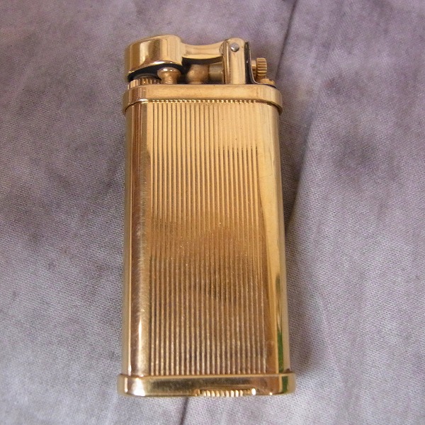 実際に弊社で買取させて頂いたdunhill/ダンヒル UNIQUE/ユニーク ガスライター ゴールド の画像 2枚目