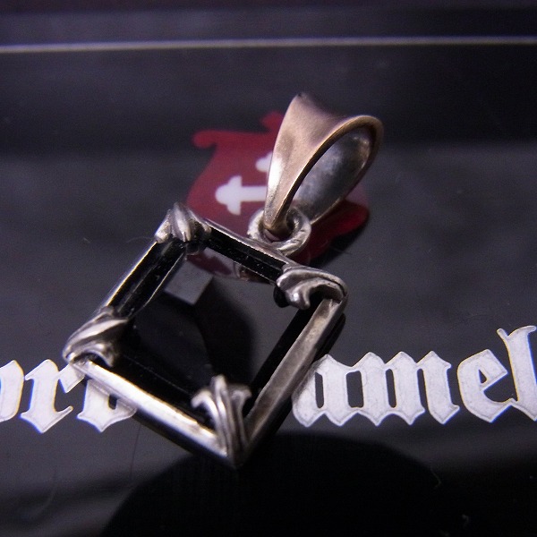 実際に弊社で買取させて頂いた【ギャラ付】Lord Camelot/ロードキャメロット スクエア ストーン ペンダントトップ Lc-266