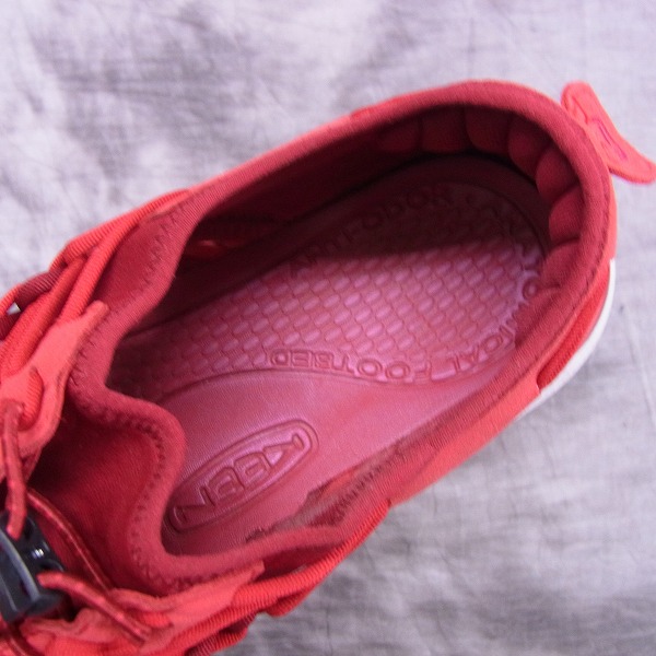 実際に弊社で買取させて頂いたkeen/キーン UNEEK O2/ユニークオーツー/オープンエアスニーカー 1015519/28の画像 4枚目