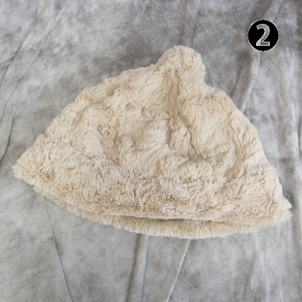 実際に弊社で買取させて頂いたCA4LA/カシラ モヘア/ニットキャップ 2点セットの画像 2枚目