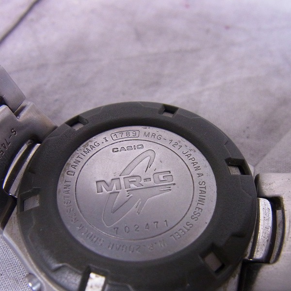 実際に弊社で買取させて頂いたG-SHOCK/Gショック MR-G アナログモデル 腕時計/MRG-121-8A 【動作未確認】の画像 3枚目