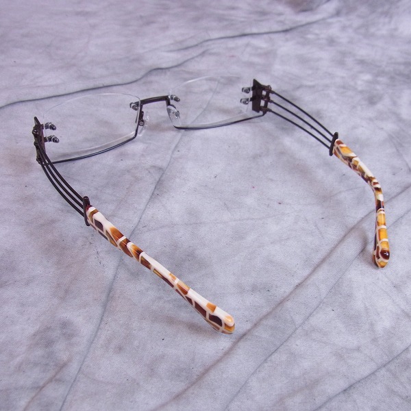 実際に弊社で買取させて頂いたless than human/レスザンヒューマン shinden/シンデン キリン メガネフレーム 9610Kの画像 1枚目