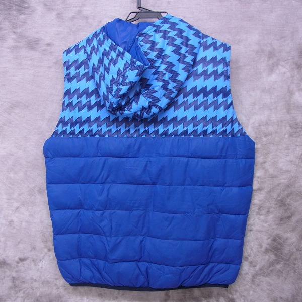 実際に弊社で買取させて頂いた【未使用】le coq sportif/ルコックスポルティフ ゴルフウェア フード付き 中綿ベスト ブルー/Lの画像 1枚目