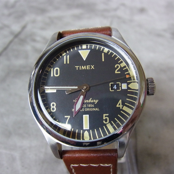 実際に弊社で買取させて頂いたTIMEX/タイメックス×ウォーターベリー レッドウィングレザー 腕時計/TW2P84600の画像 1枚目