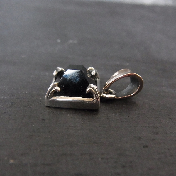 実際に弊社で買取させて頂いたLord Camelot/ロードキャメロット スクエア ストーン ペンダントトップ Lc-266の画像 3枚目