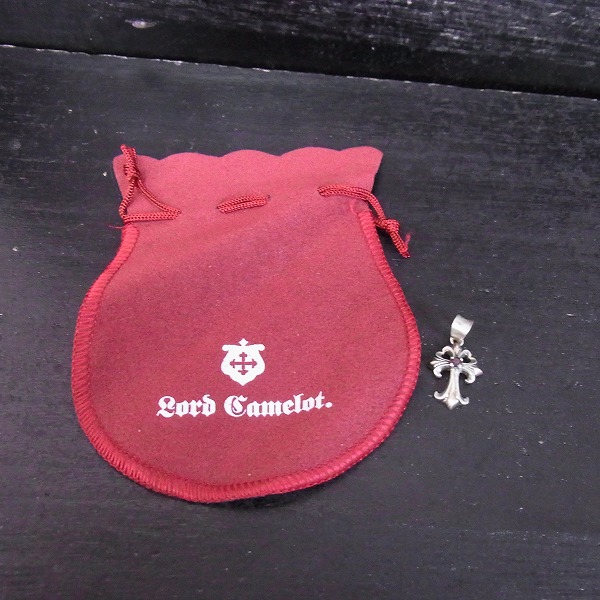 実際に弊社で買取させて頂いたLord Camelot/ロードキャメロット クロスチャーム ペンダントトップ w/ガーネット LC-947の画像 3枚目