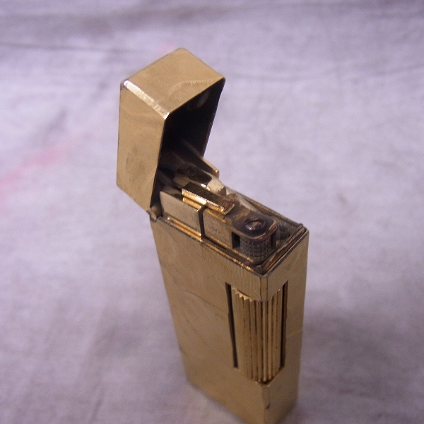 実際に弊社で買取させて頂いたDunhill/ダンヒル ローラー ガスライター ゴールド スイス製の画像 5枚目