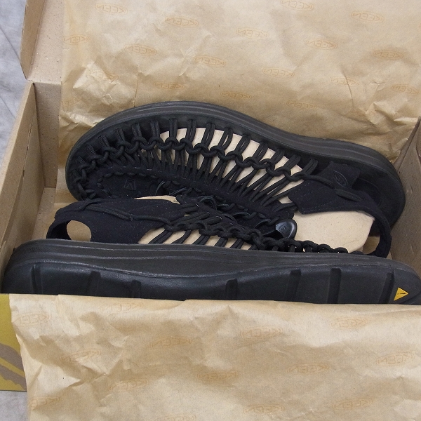実際に弊社で買取させて頂いたKEEN/キーン UNEEK MONOCHROME/ユニークモノクローム サンダル1014097/27.0 の画像 8枚目