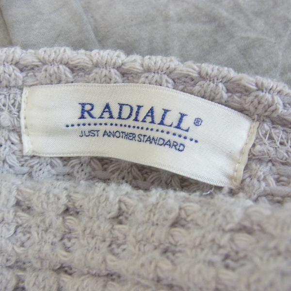 実際に弊社で買取させて頂いた【16AW】RADIALL/ラディアル DONALD T WAFFLE/ワッフル ロングスリーブ ニット RAD-16AW-CUT012/XLの画像 2枚目