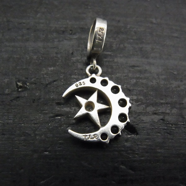 実際に弊社で買取させて頂いた【ギャラ付】LoreeRodkin/ローリーロドキン ハーフ ムーン スター ペンダント P080-886の画像 1枚目