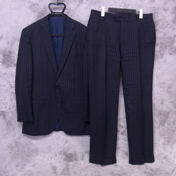 実際に弊社で買取させて頂いたEDIFICE/エディフィス ストライプ 2Bスーツ セットアップ/48