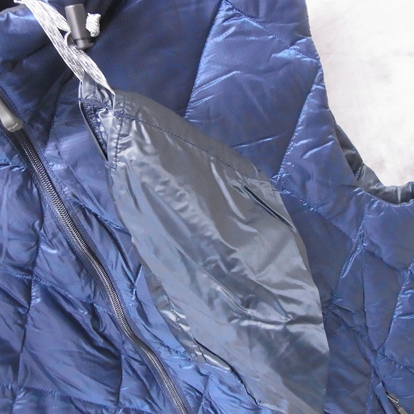 実際に弊社で買取させて頂いた【未使用】MIZUNO/ミズノ ゴルフウェア ダウンベスト ブルー/Lの画像 4枚目