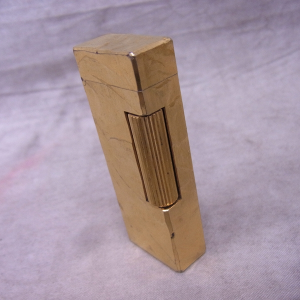 実際に弊社で買取させて頂いたDunhill/ダンヒル ローラー ガスライター ゴールド スイス製の画像 4枚目