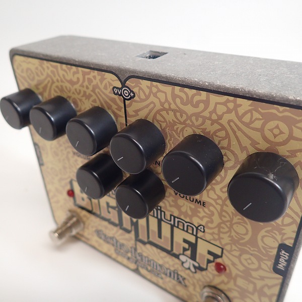 実際に弊社で買取させて頂いた【正規品/動作確認済み】electro-harmonix/エレクトロハーモニクス BIGMUFF Germanium4 OD/DSI エフェクターの画像 2枚目