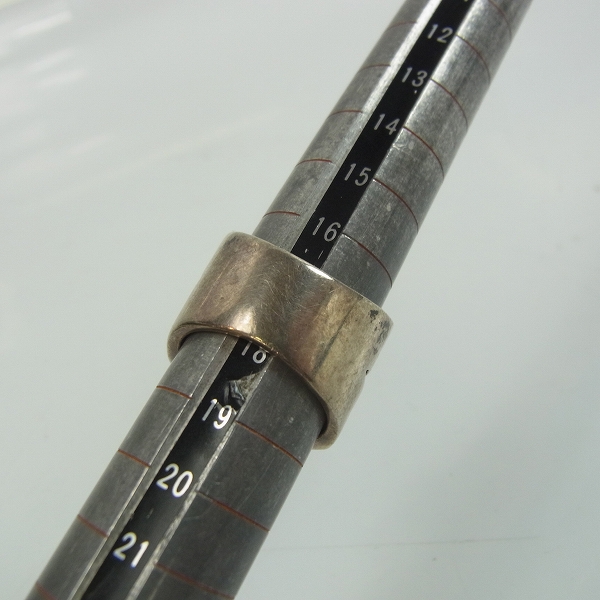 実際に弊社で買取させて頂いた【証明書】STANLEY GUESS/スタンリーゲス ガンズX/ラージスカルリング 17.5号の画像 6枚目