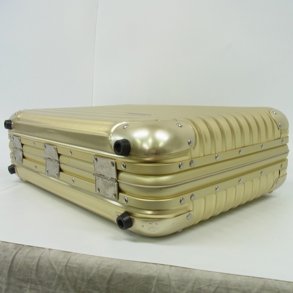 実際に弊社で買取させて頂いたRIMOWA/リモワ TOPAS GOLD/トパーズ ゴールド Aktenkoffer/アクテンコファー アタッシュケース/914.14の画像 2枚目