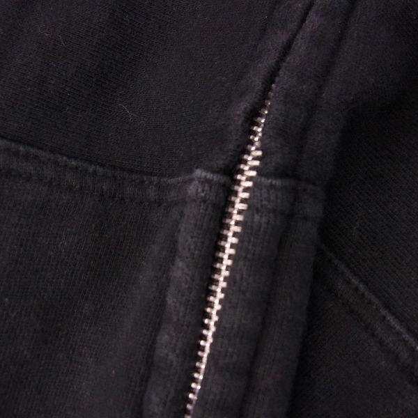 実際に弊社で買取させて頂いたT.M.R/SiM/ONE OK ROCK/MY FIRST STORY ドルマンスリーブパーカー/ジップパーカー/バンドTシャツ 5点セットの画像 5枚目