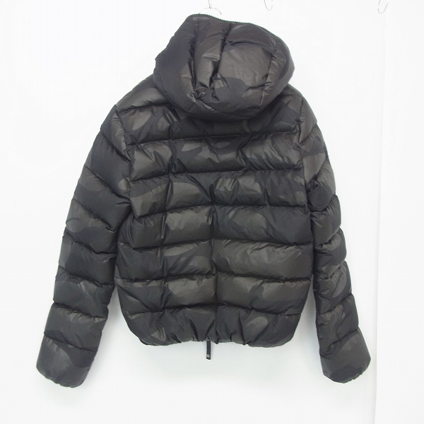 実際に弊社で買取させて頂いたHYDROGEN×DUVETICA/ハイドロゲン×デュベティカ ブラックカモ ダウンジャケット 21D004/44の画像 1枚目
