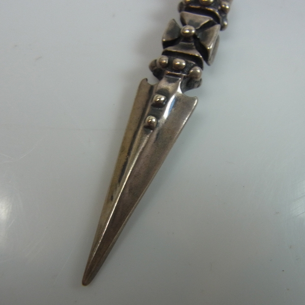 実際に弊社で買取させて頂いた【証明書】DOUBLE CROSS TRAVIS WORKER/トラヴィスワーカー 3ガーゴイル ダガー ブレイデッドレザー ネックレスの画像 2枚目