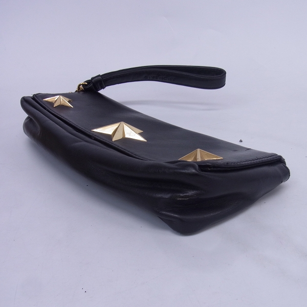 実際に弊社で買取させて頂いたGIVENCHY/ジバンシー スタッズ ポーチ 星 ブラックの画像 2枚目