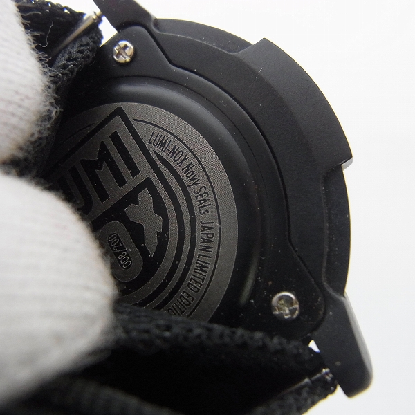 実際に弊社で買取させて頂いたLUMINOX/ルミノックス ネイビーシールズ ダイブウォッチ 日本限定モデル/200本限定 LSC-005MGR【動作未確認】の画像 4枚目