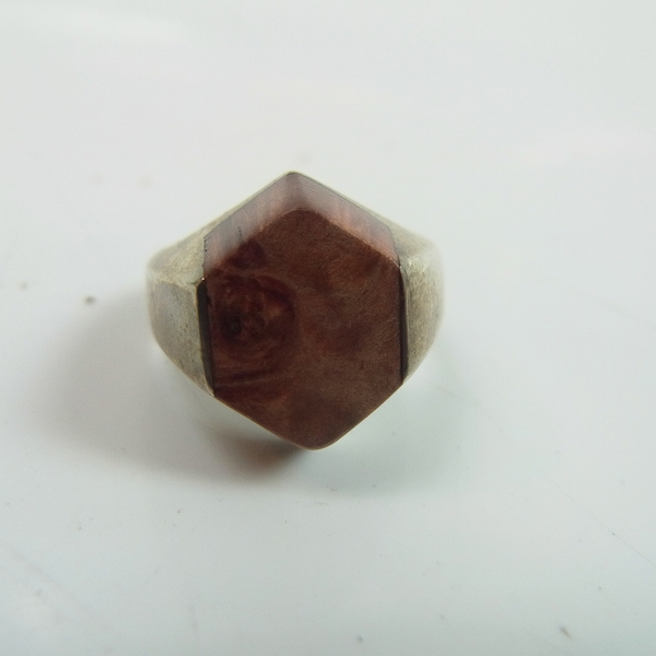 実際に弊社で買取させて頂いた【証明書】STANLEY GUESS/スタンリーゲス ウッドブロックリング 13号の画像 1枚目