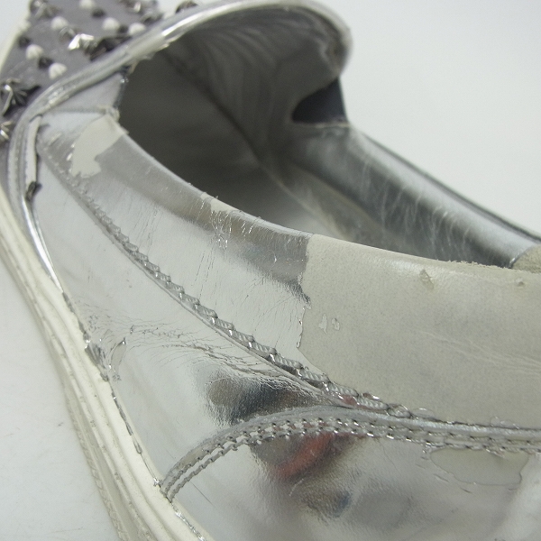 実際に弊社で買取させて頂いたJIMMY CHOO/ジミーチュウ スタースタッズ メタリックレザー スリッポン/スニーカー 41の画像 6枚目