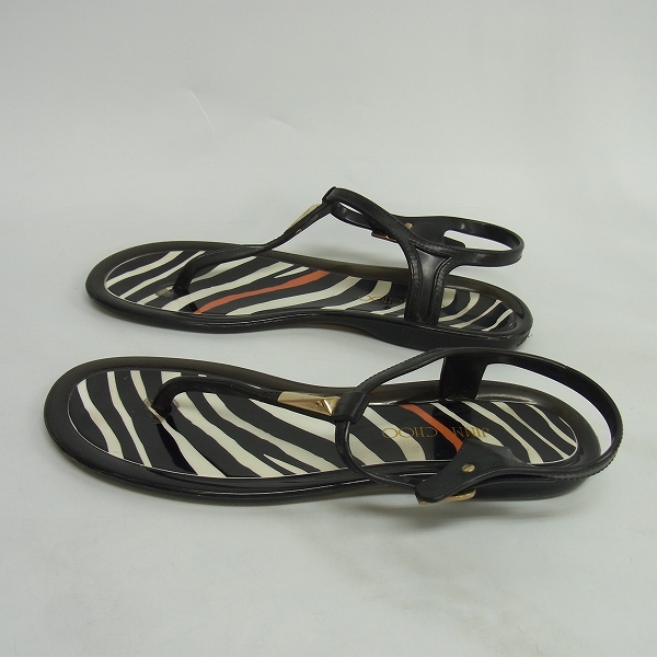 実際に弊社で買取させて頂いたJIMMY CHOO/ジミーチュウ ラバートングサンダル/38の画像 2枚目