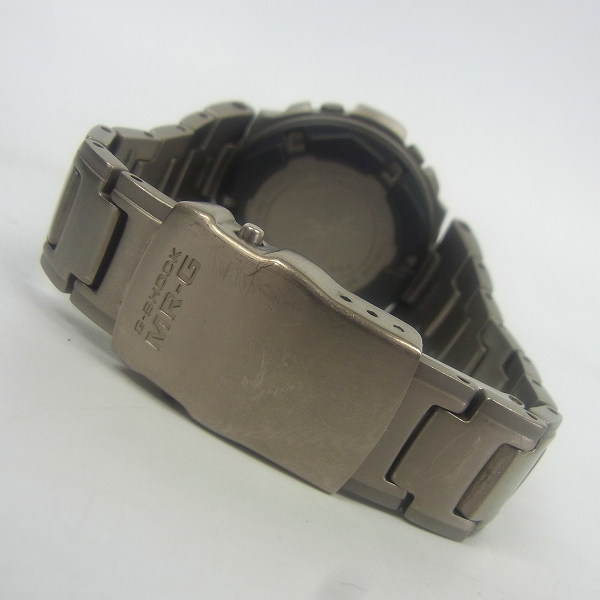 実際に弊社で買取させて頂いたG-SHOCK/Gショック MR-G チタン フルフローライン  MRG-220T-1【動作未確認】の画像 2枚目