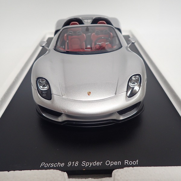 実際に弊社で買取させて頂いたSPARK/スパーク 1/18 ポルシェ918 SPYDER オープンループ 18S172の画像 2枚目