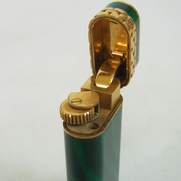実際に弊社で買取させて頂いたCartier/カルティエ ガスライター グリーン×ゴールドの画像 3枚目