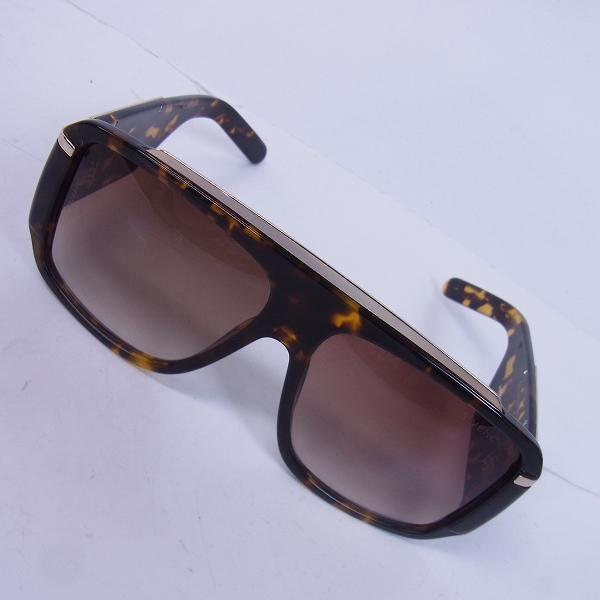 実際に弊社で買取させて頂いたGIVENCHY/ジバンシイ サングラス/アイウェア SGV685 COL.03