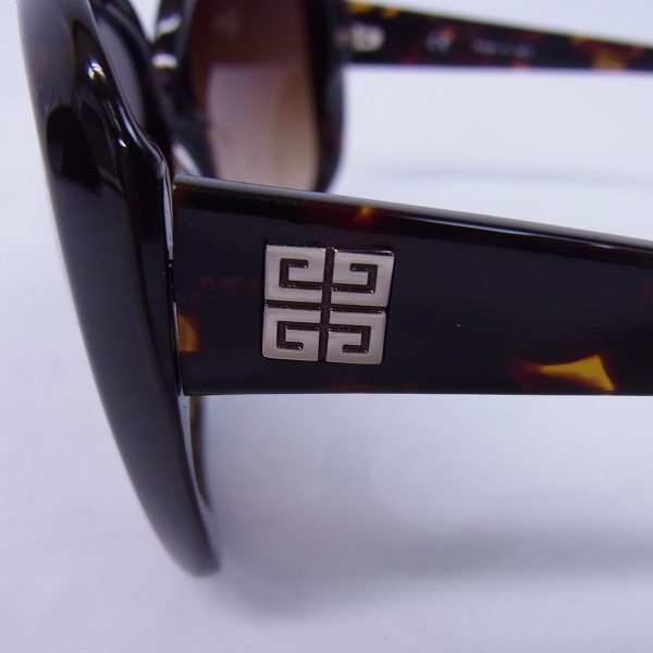 実際に弊社で買取させて頂いたGIVENCHY/ジバンシー サングラス/アイウェア SGV778 COL.6LAの画像 6枚目