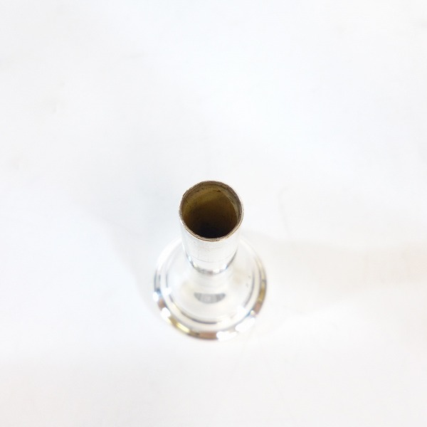 実際に弊社で買取させて頂いた【詳細不明】Bruno Tilz/ブルーノ・ティルツ  Spezial T2 MUSIK-NERO チューバ用マウスピース レザーケース付きの画像 7枚目