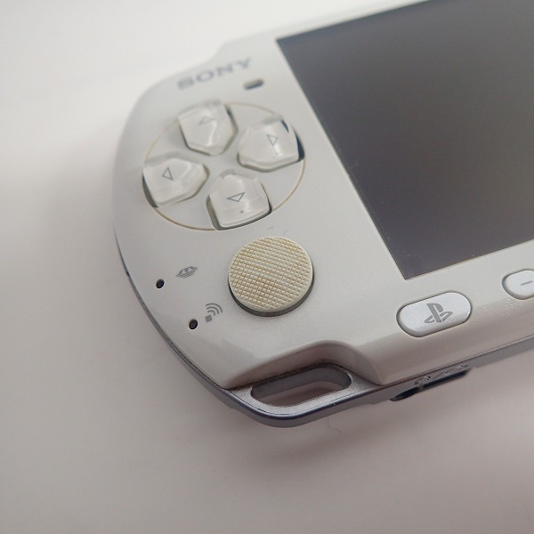 実際に弊社で買取させて頂いた【難有】SONY/ソニー PSP-300 パールホワイト  本体の画像 2枚目