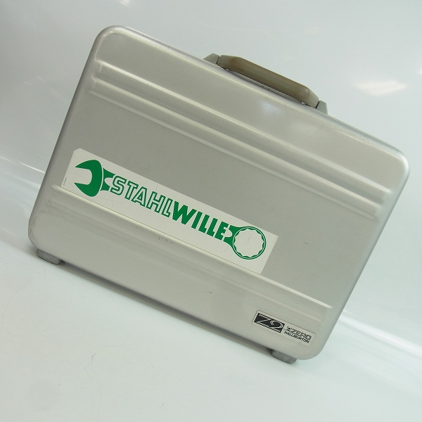 実際に弊社で買取させて頂いたZERO HALLIBURTON/ゼロハリバートン ダイヤルロック スリム アタッシュケース