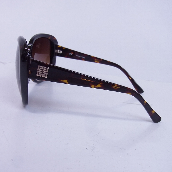 実際に弊社で買取させて頂いたGIVENCHY/ジバンシー サングラス/アイウェア SGV778 COL.6LAの画像 2枚目