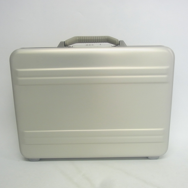 実際に弊社で買取させて頂いたZERO HALLIBURTON×TOYATA/ゼロハリバートン×トヨタ ゼロクラウン オリジナルアタッシュケース