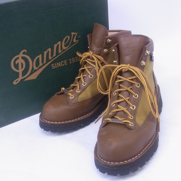 実際に弊社で買取させて頂いたDANNER/ダナーライト トレッキングブーツ/30440/US9.5EE