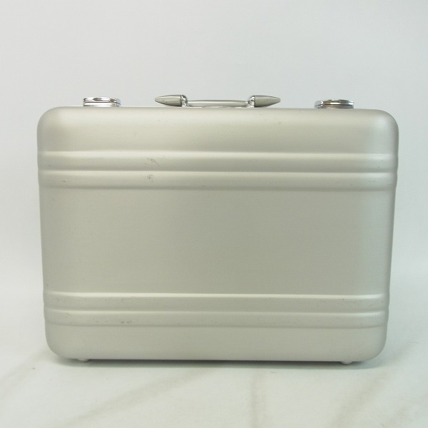 実際に弊社で買取させて頂いたZERO HALLIBURTON/ゼロハリバートン アルミニウム カメラケース/アタッシュケース 1401