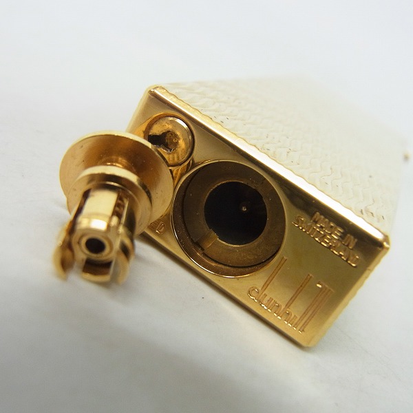 実際に弊社で買取させて頂いたdunhill/ダンヒル 縦縞 ガスライター ゴールドの画像 2枚目