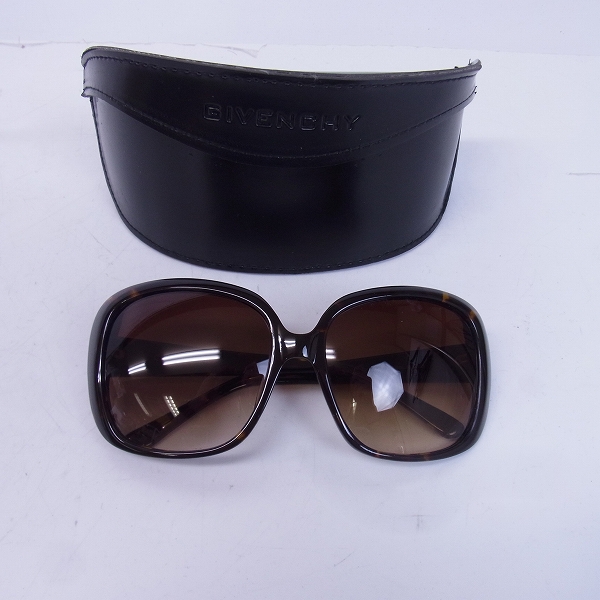 実際に弊社で買取させて頂いたGIVENCHY/ジバンシー サングラス/アイウェア SGV778 COL.6LAの画像 9枚目