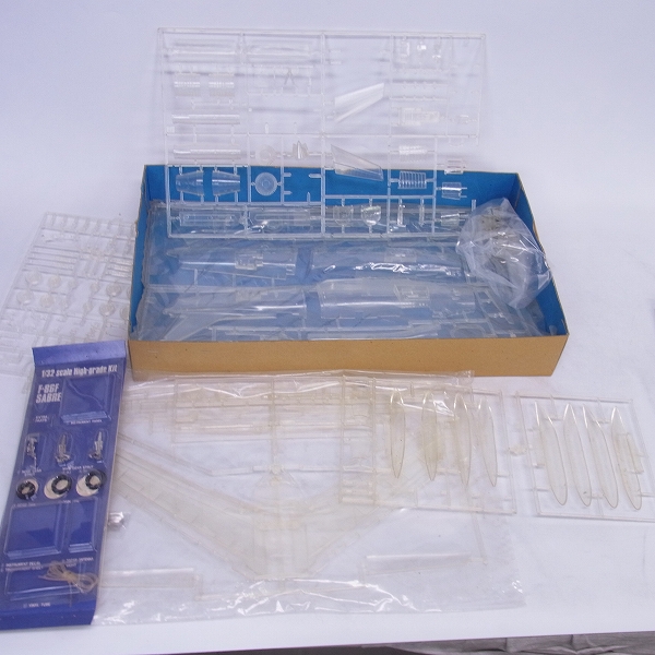 実際に弊社で買取させて頂いたハセガワ 1/32 F-86F-40 SABRE /セイバー クリアパーツver. の画像 1枚目