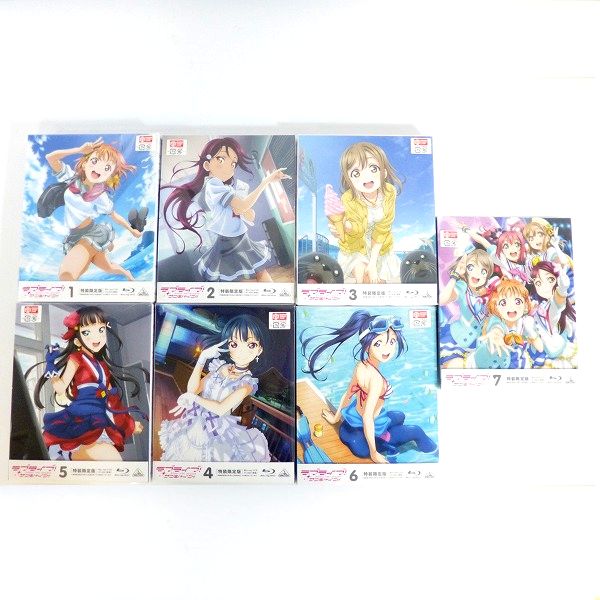 実際に弊社で買取させて頂いたバンダイビジュアル ラブライブ! サンシャイン!! Blu-ray 特装限定版 1-7巻の画像 1枚目