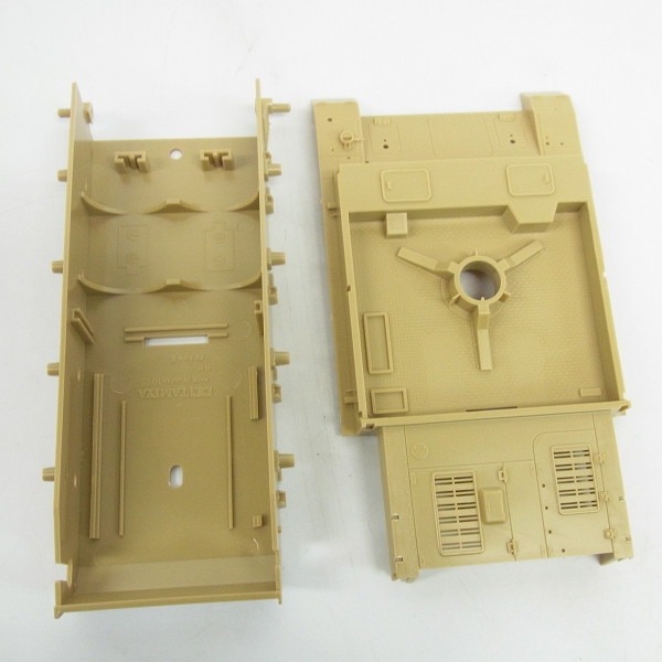 実際に弊社で買取させて頂いた【未組立】タミヤ 1/35 ドイツ軍戦車タイガー1 極初期生産型/メーベルワーゲン等 3点セットの画像 4枚目