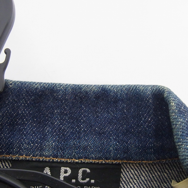 実際に弊社で買取させて頂いたA.P.C./アーペーセー APC デニムジャケット インディゴ Mの画像 4枚目