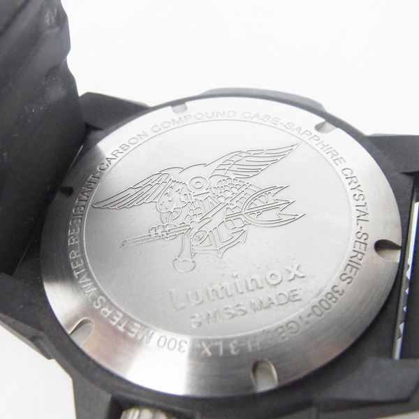 実際に弊社で買取させて頂いたLUMINOX/ルミノックス  CARBON SEAL/カーボンシールズ 腕時計 3801の画像 3枚目